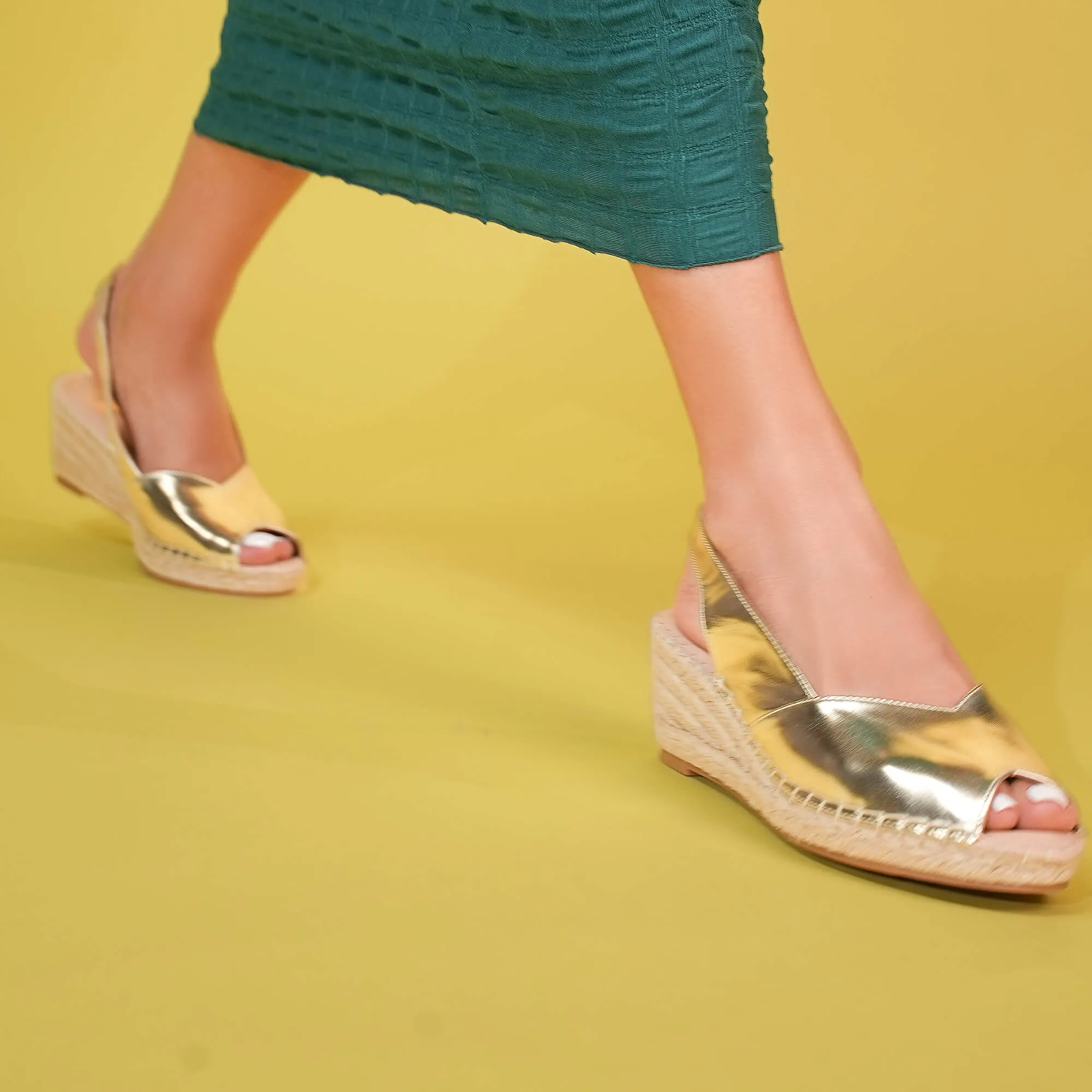 Barry Light Gold Espadrille