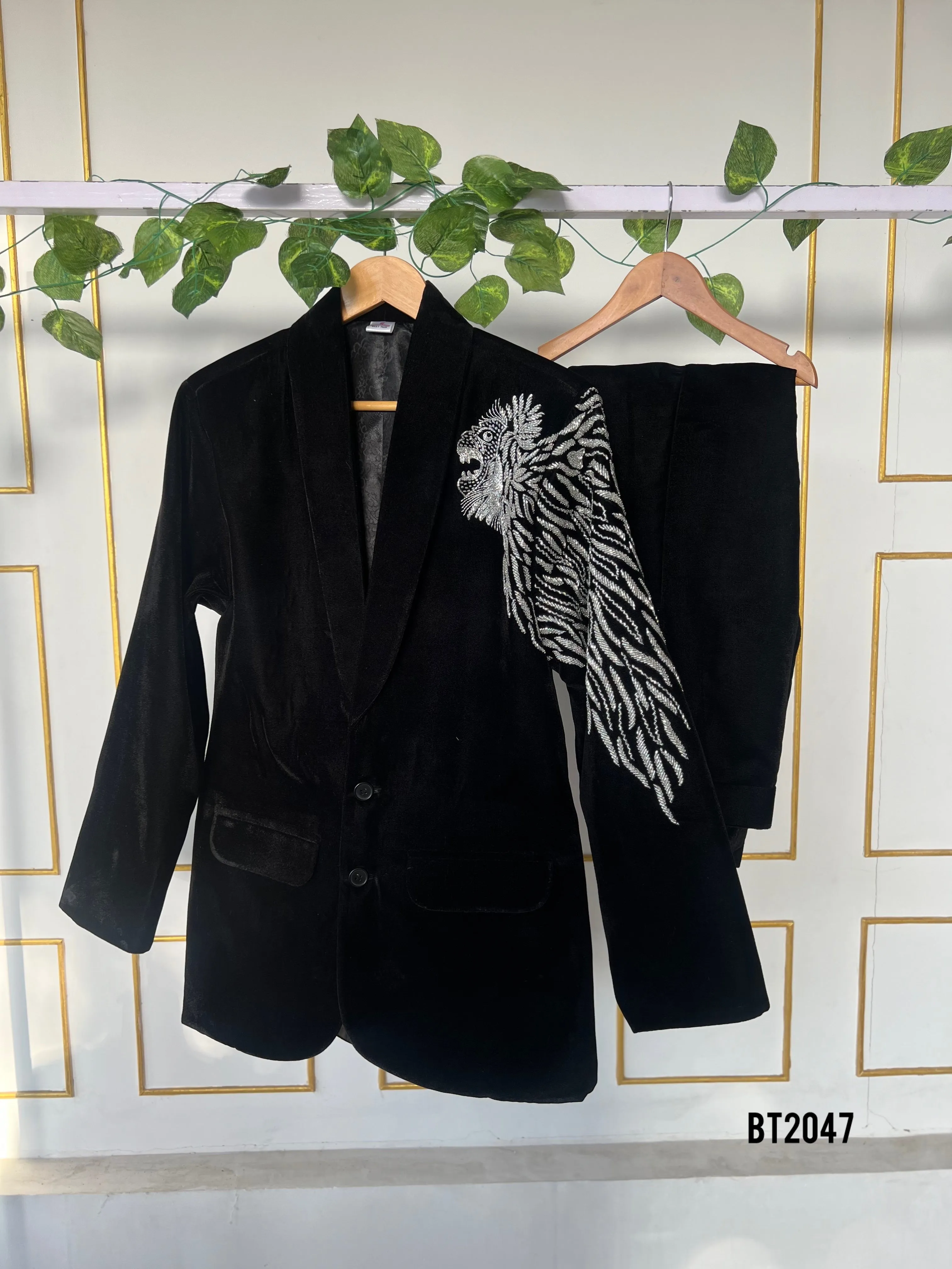 BT2047  Fierce Black Velvet Blazer for Dad – Roar in Style 🦁✨