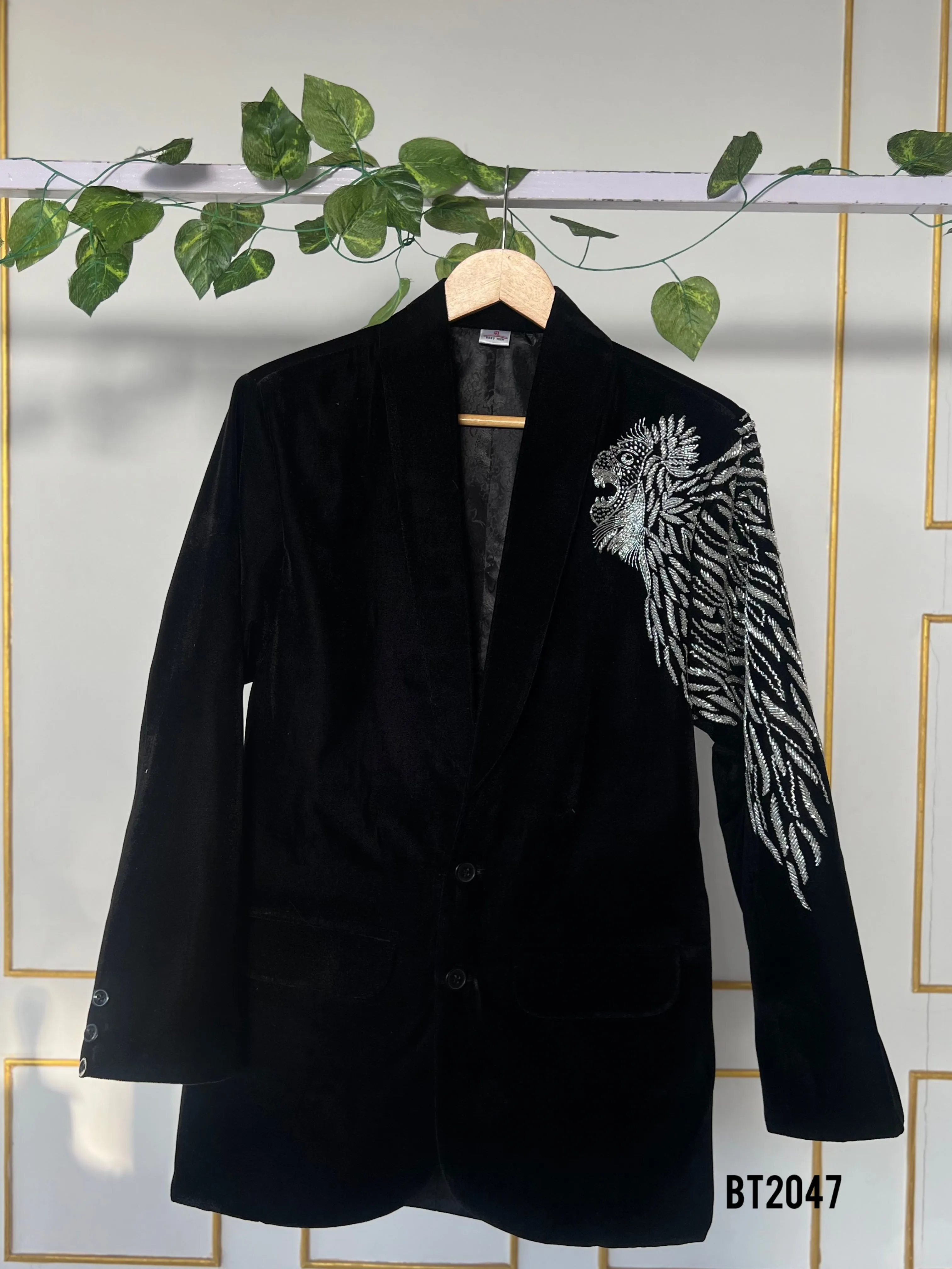 BT2047  Fierce Black Velvet Blazer for Dad – Roar in Style 🦁✨