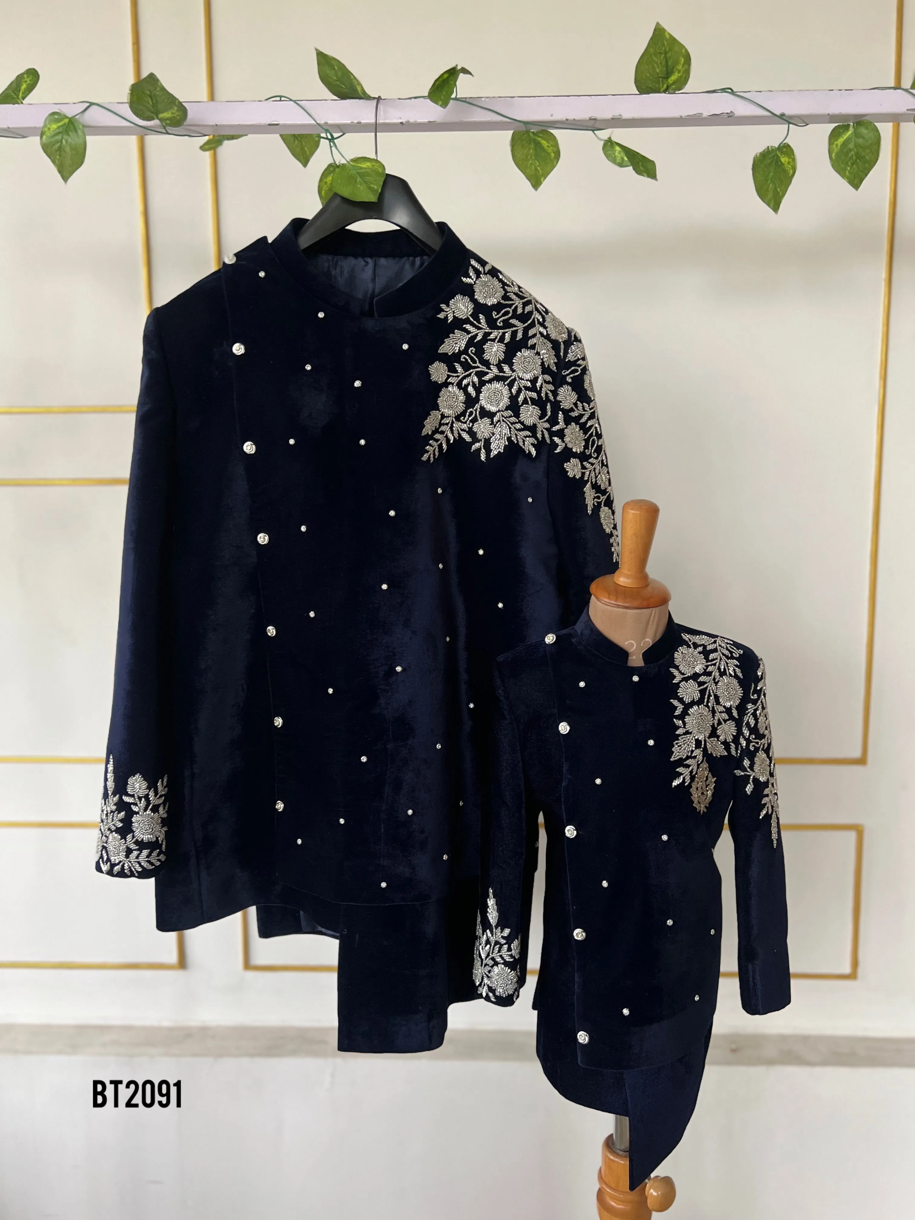 BT2091 Midnight Elegance Navy Velvet Set for Dad and Son – Embody Sophistication 🌙