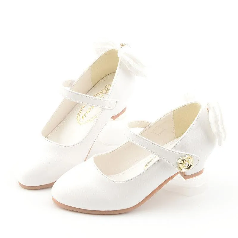 Classic and elegant--Mary Jane shoes for little girls