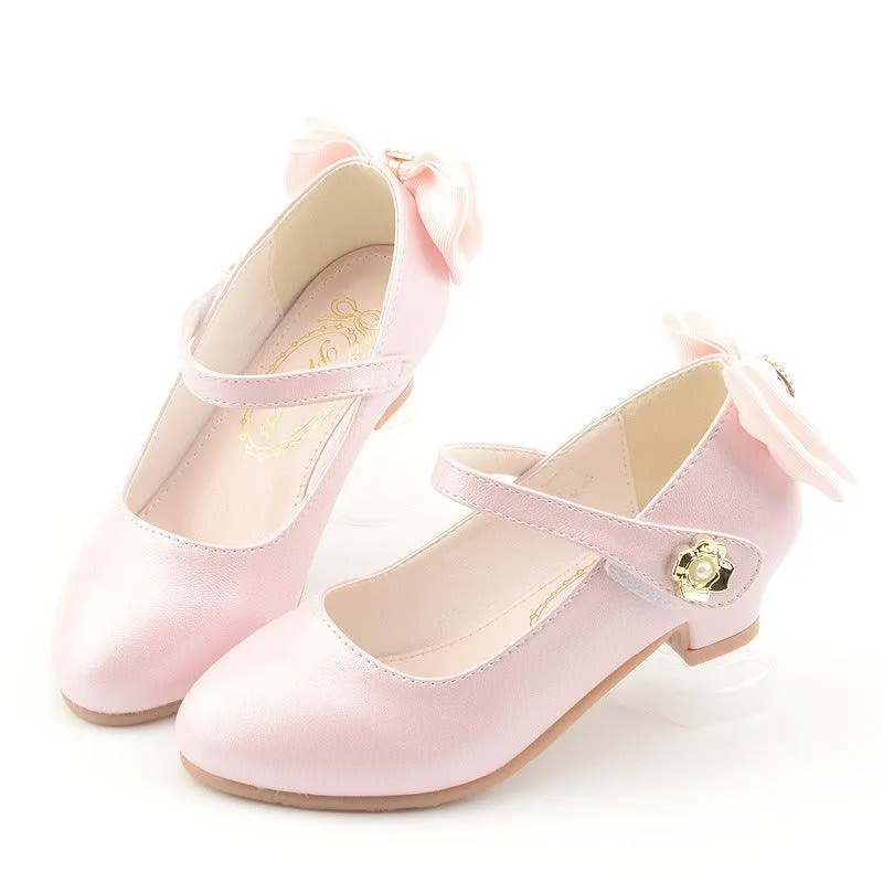 Classic and elegant--Mary Jane shoes for little girls