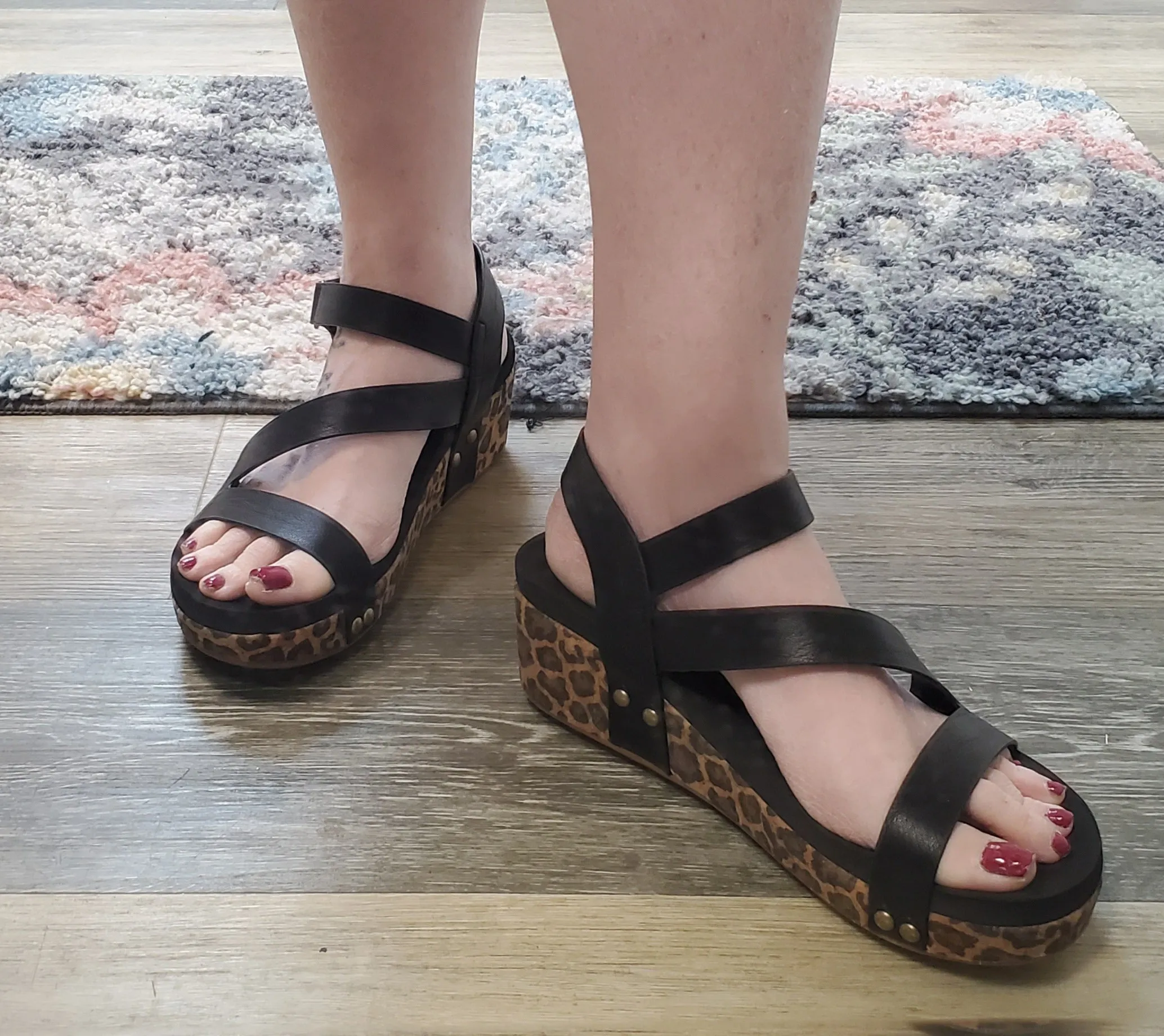 Corky's Keep it Casual Wedge - Black Leopard