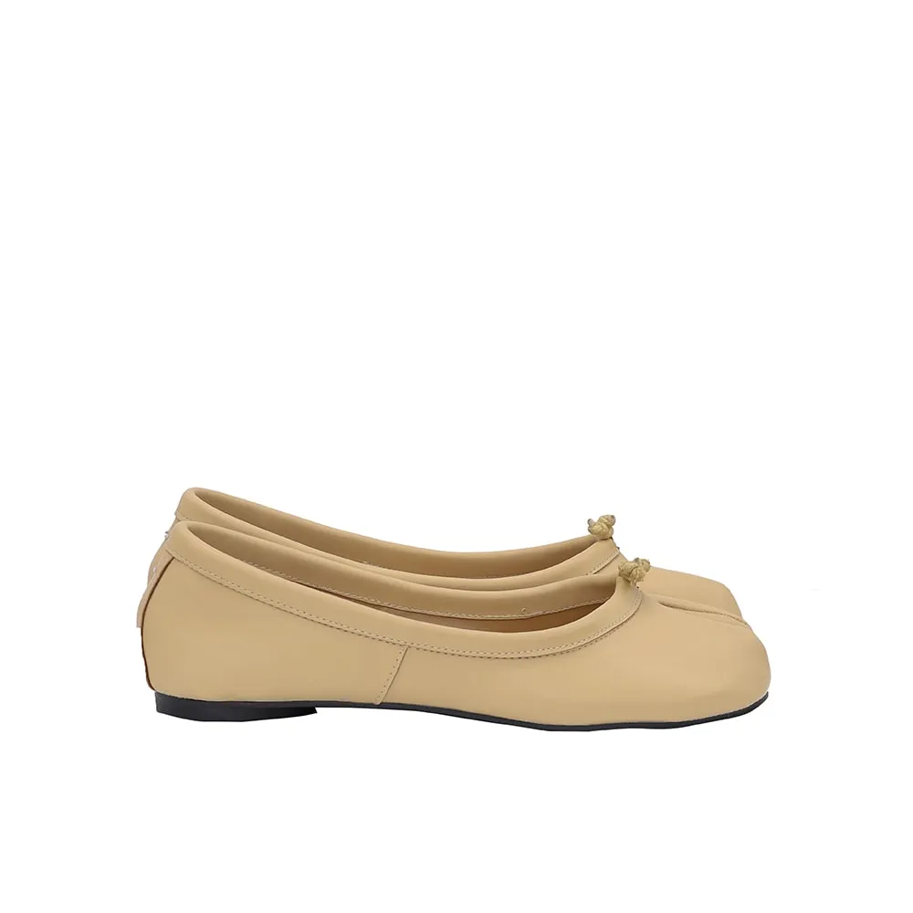 Flat Shoes with Toe Split OA22