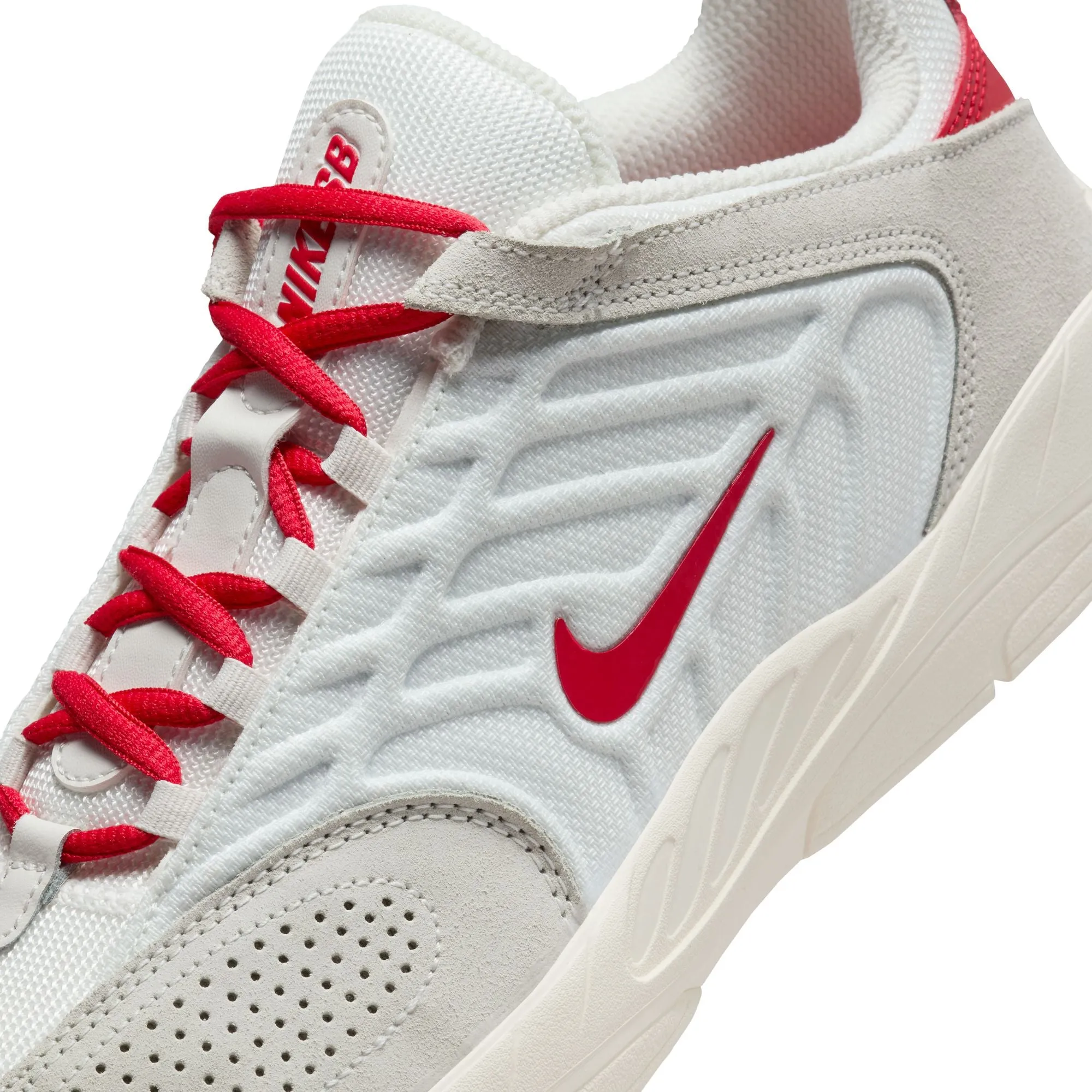 Nike SB Vertebrae summit white /university red